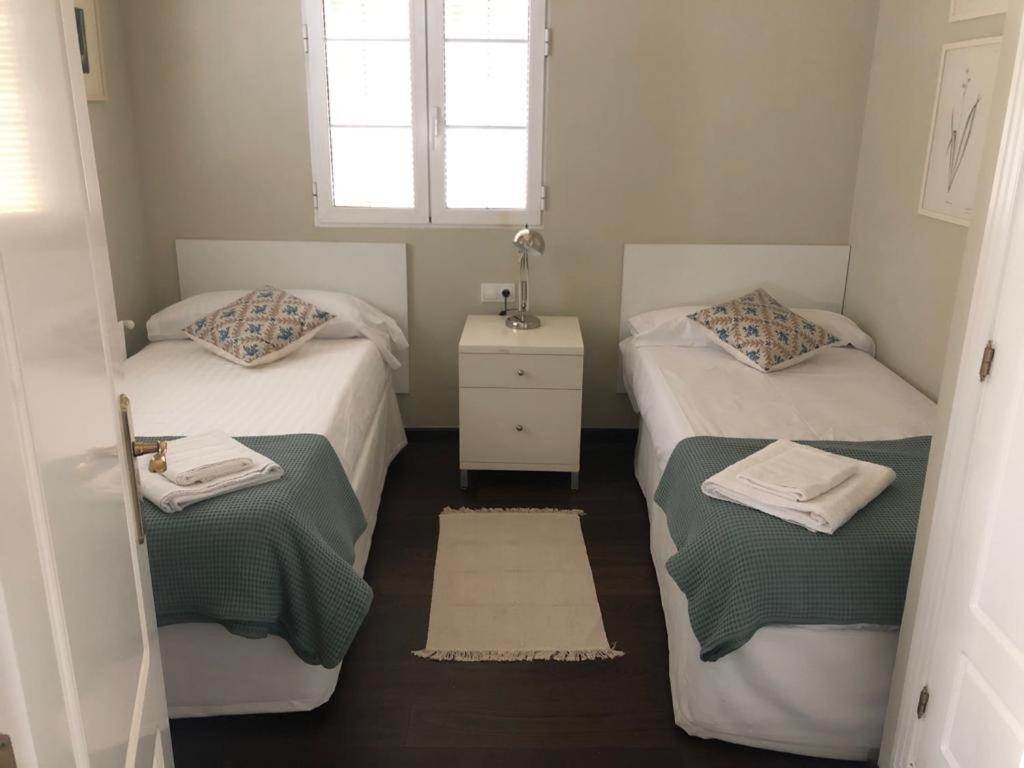 No Turistic Rental, Duplex Penthouse In The Historic Center, Valencia, Ideal For Those Looking To In The City For A Season, Including Professionals And Students *