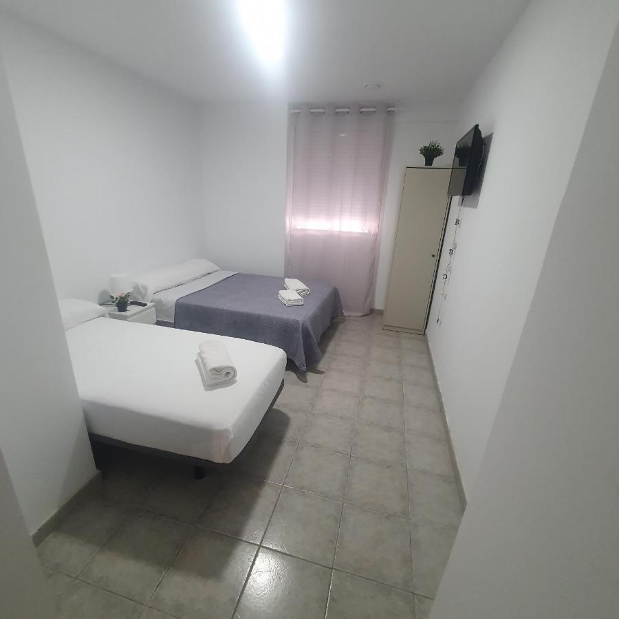 Bed & Breakfast Pension Rosaline Valencia