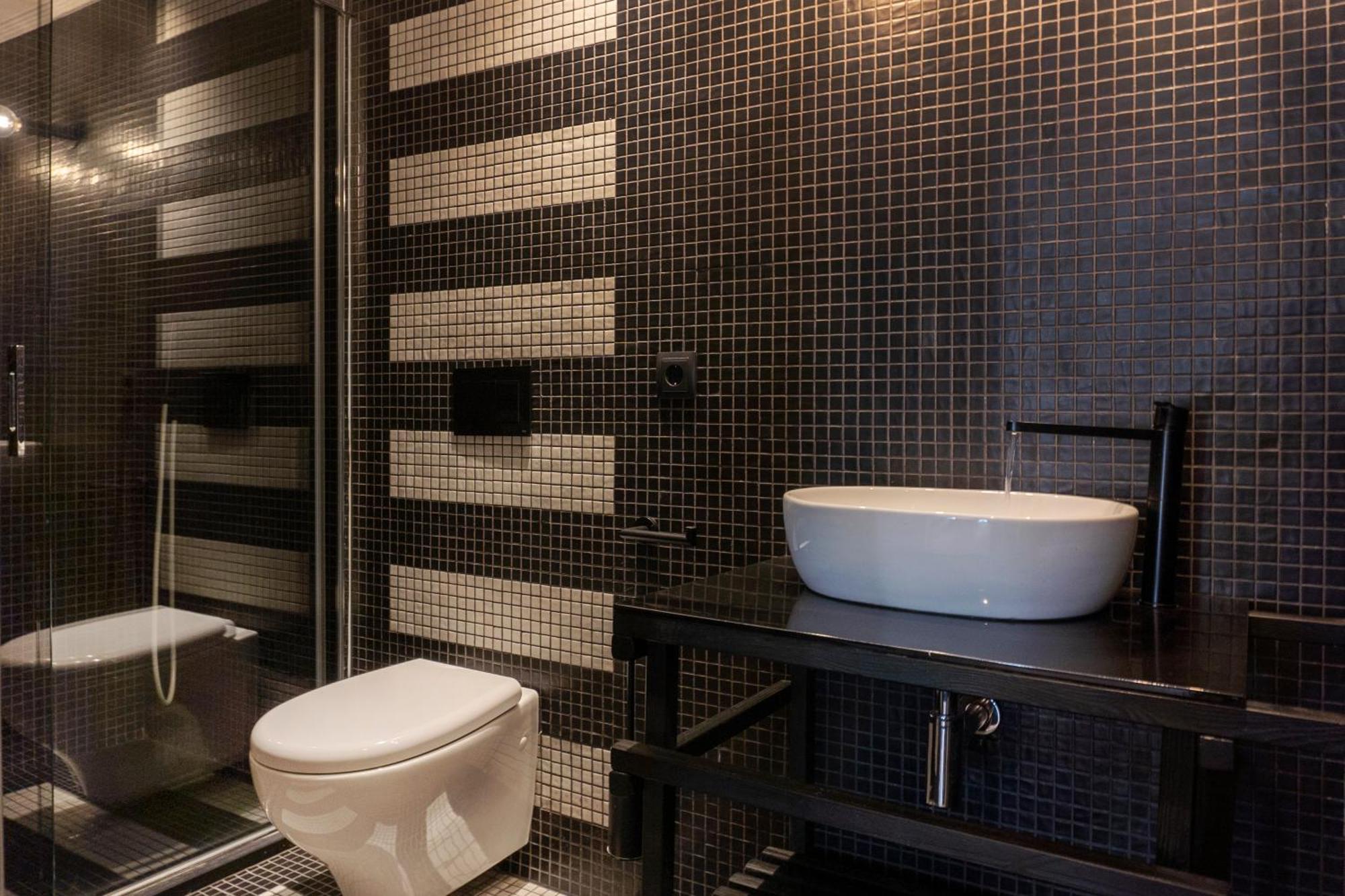 Vlc Townsquare Suites Apartment