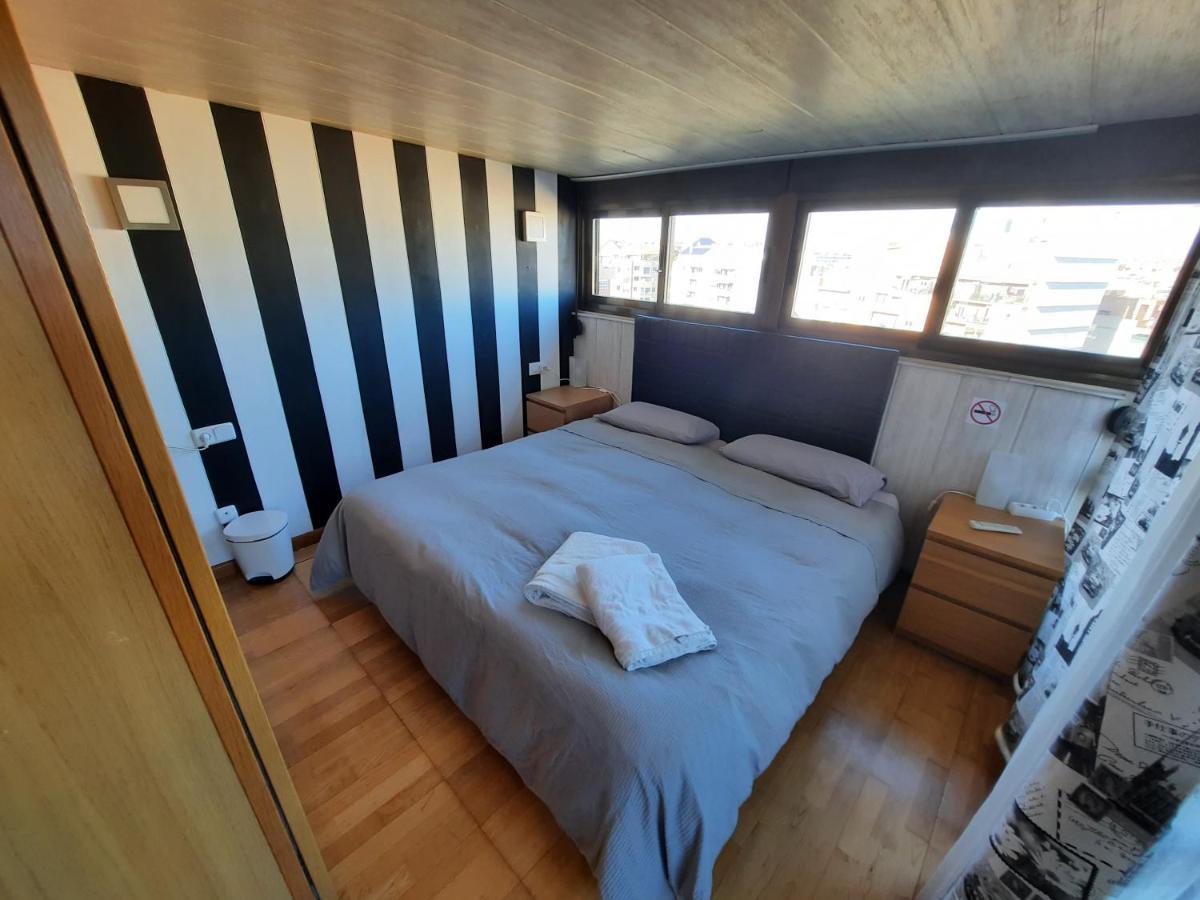 Bed & Breakfast Atico Muy Luminosa Con Bano Y Terraza