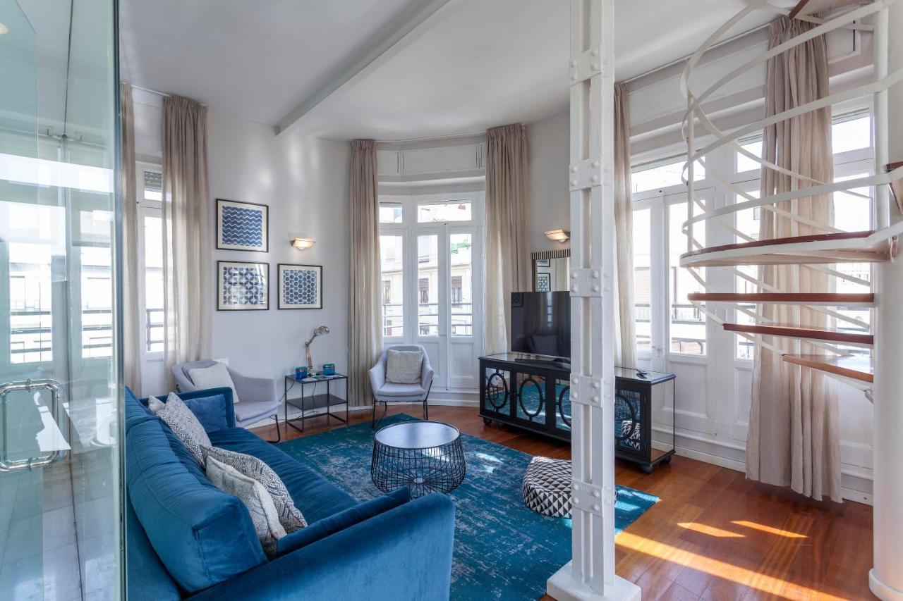 Stunning Duplex Penthouse In Location With Skyline View * Valencia