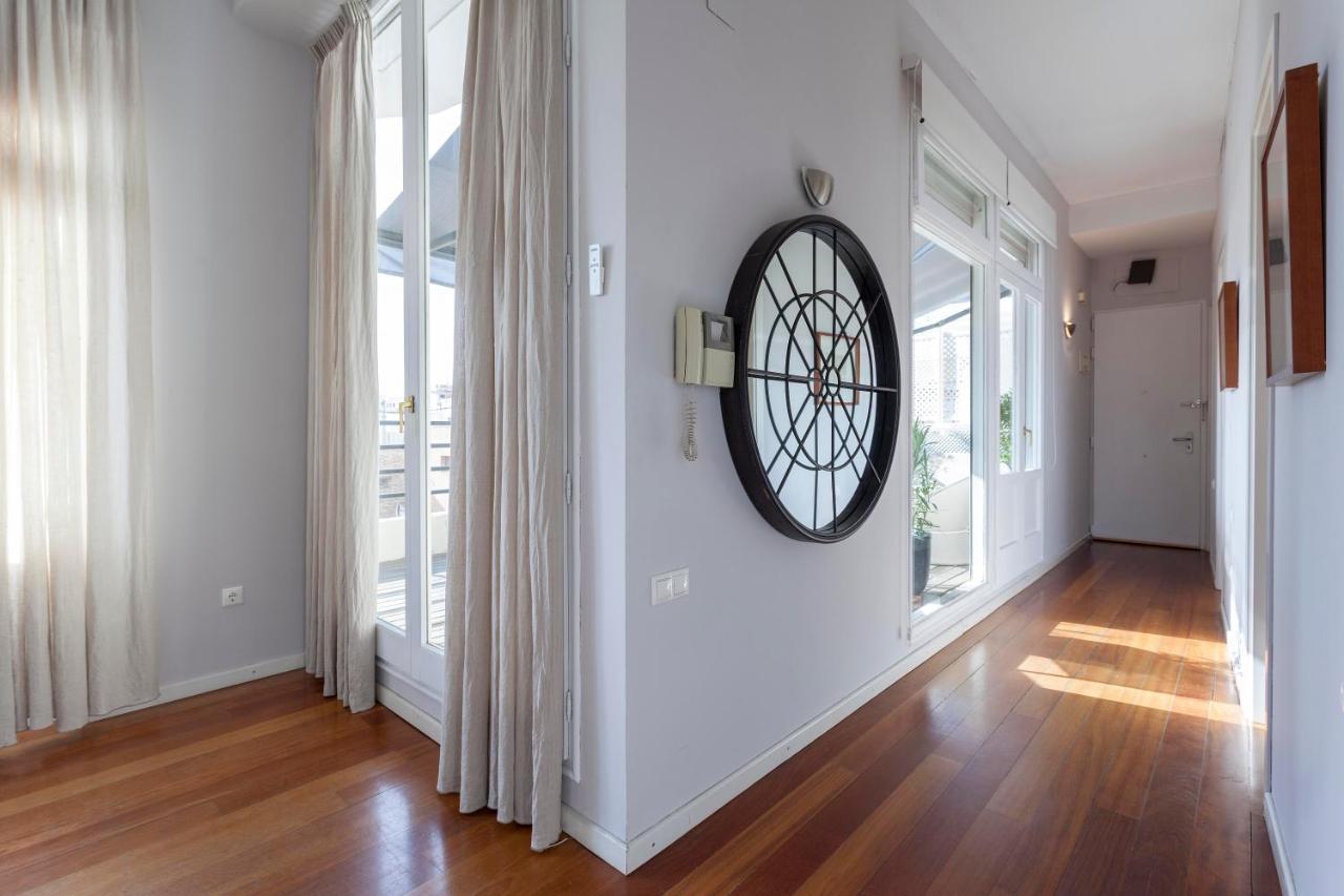 Apartment Stunning Duplex Penthouse In Location With Skyline View