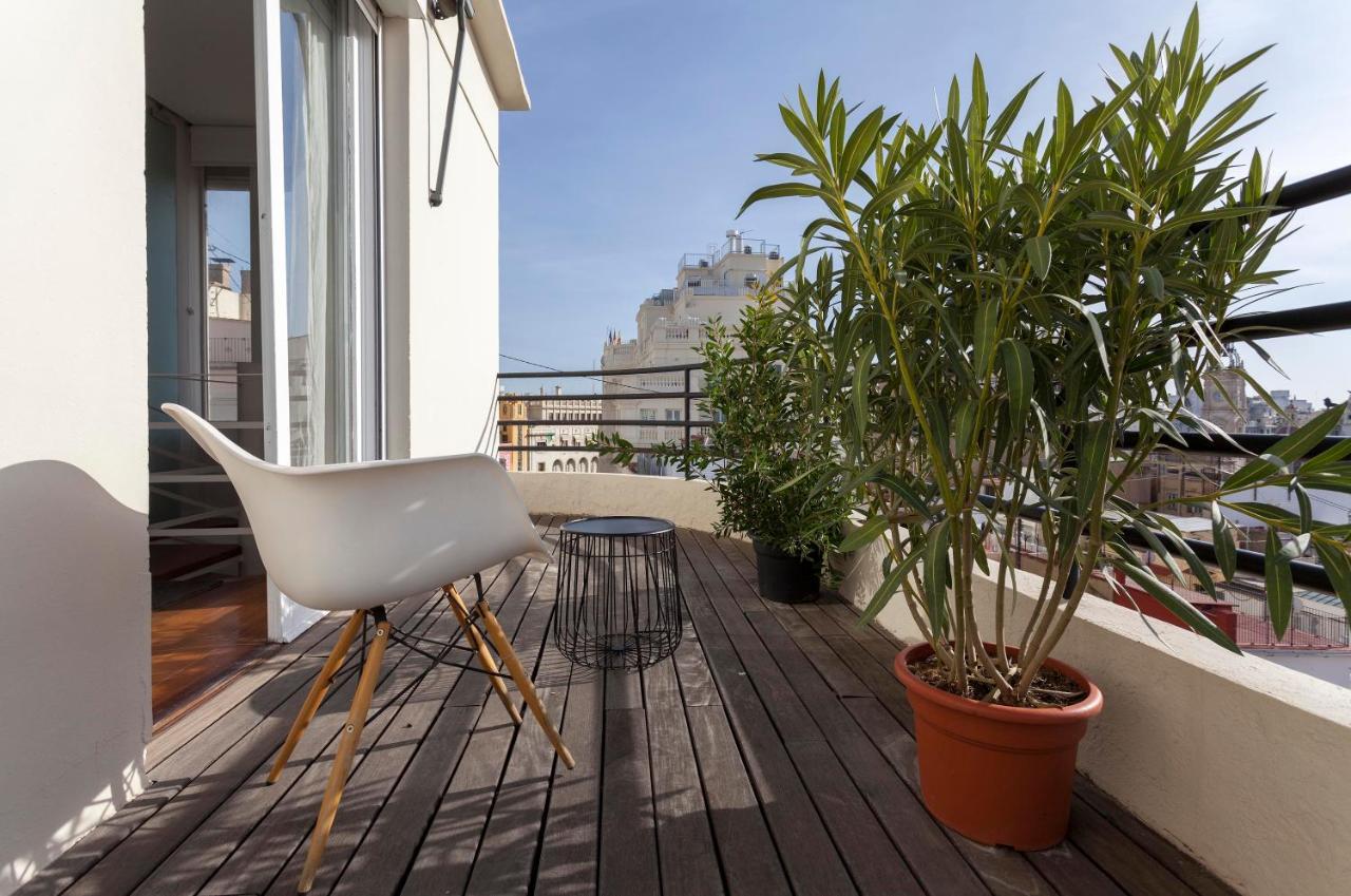 Apartment Stunning Duplex Penthouse In Location With Skyline View