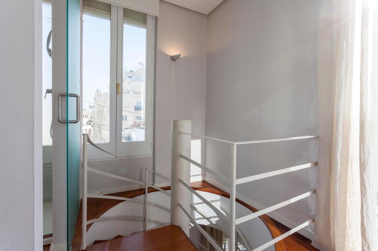 Stunning Duplex Penthouse In Location With Skyline View Valencia