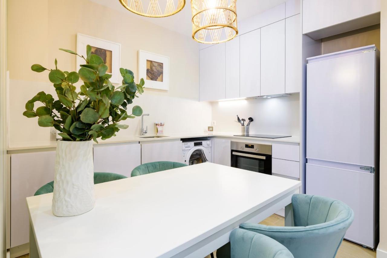 Md Reina Cabanal Apartment