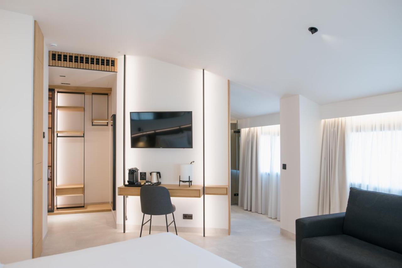Hotel Puerta Serranos 4 Sup 4*