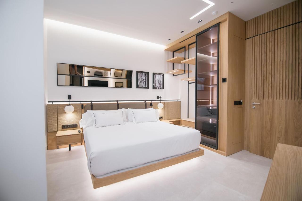 Hotel Puerta Serranos 4 Sup 4*