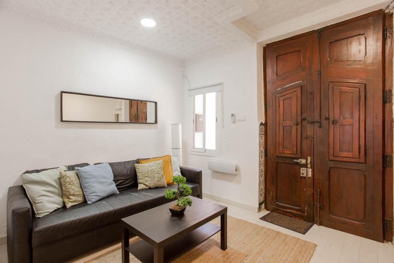 Ferienhaus Lovely With Sunny Patio Near The Valencia