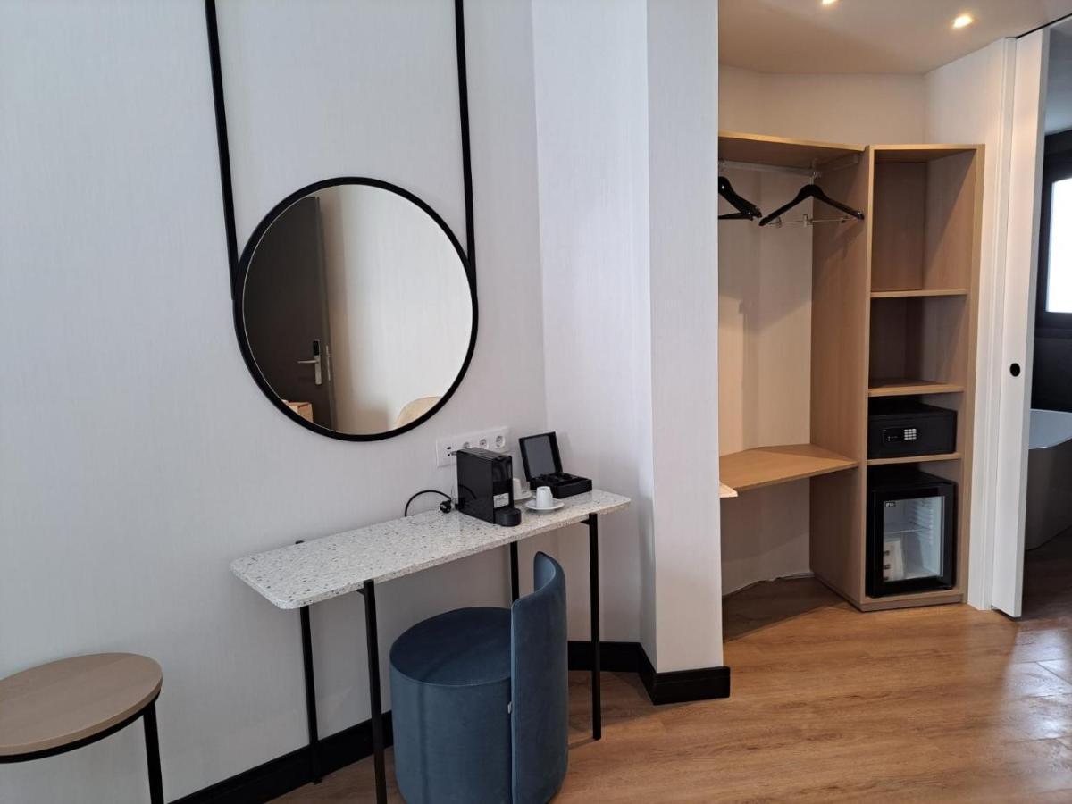 Soho Boutique Turia Hotel 4*