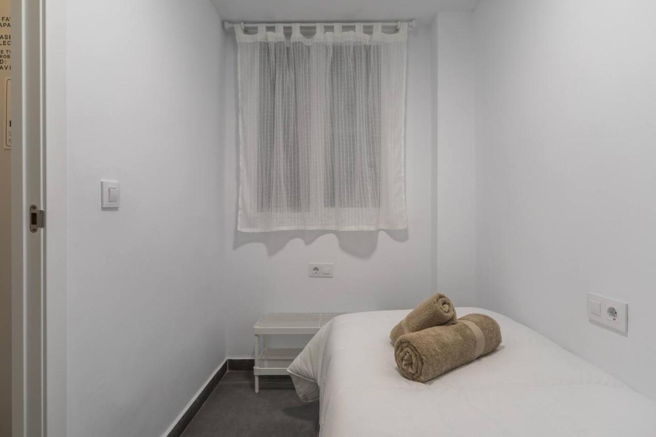Apartamento Cerca Del Mar, Del Puerto Y Del Centro * Valencia