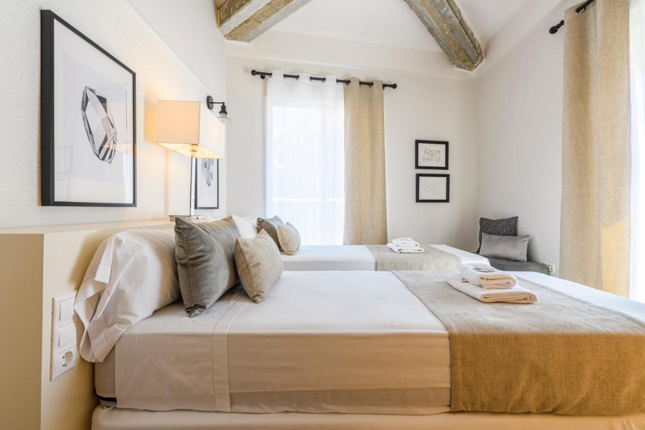Balmes Market Mid-term Apartment