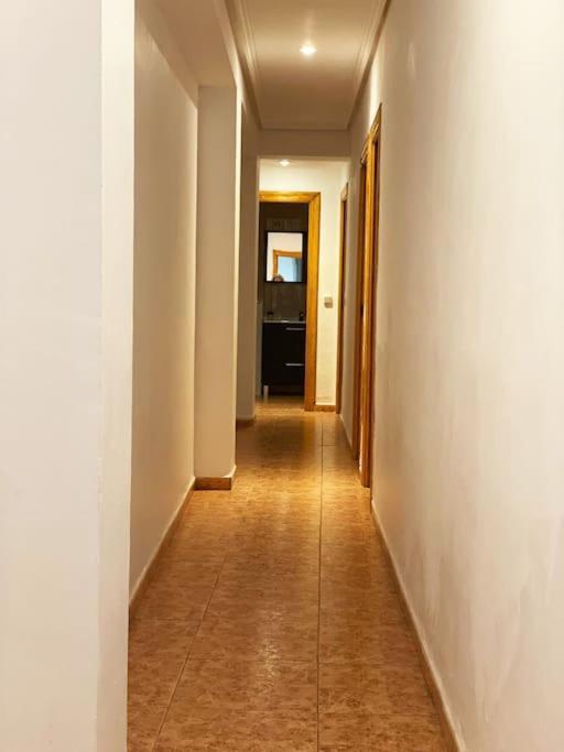 In Spacious Flat In Appartement