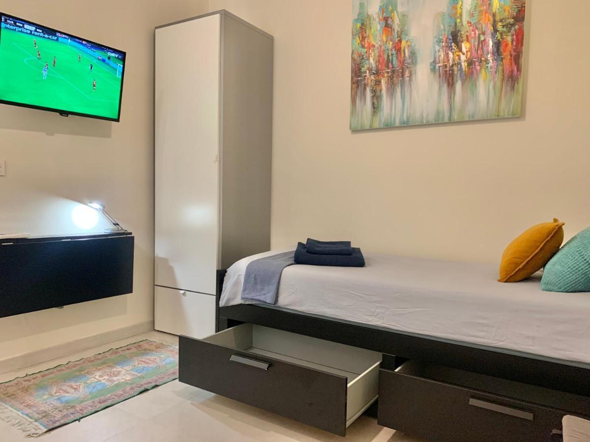 Small Private In Heart Of - Rusafa Privatunterkunft