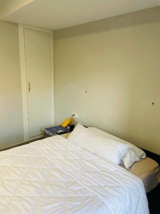 Homestay Campanar With Private Balcony Valencia