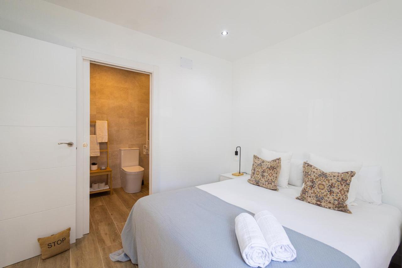Florit Flats - The Port Avenue Apartment *