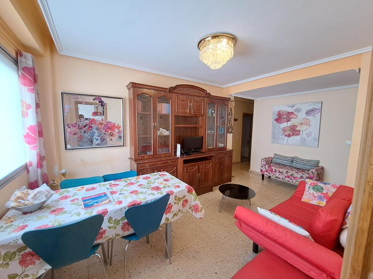 3 Bedroom Flat With Wifi * Valencia