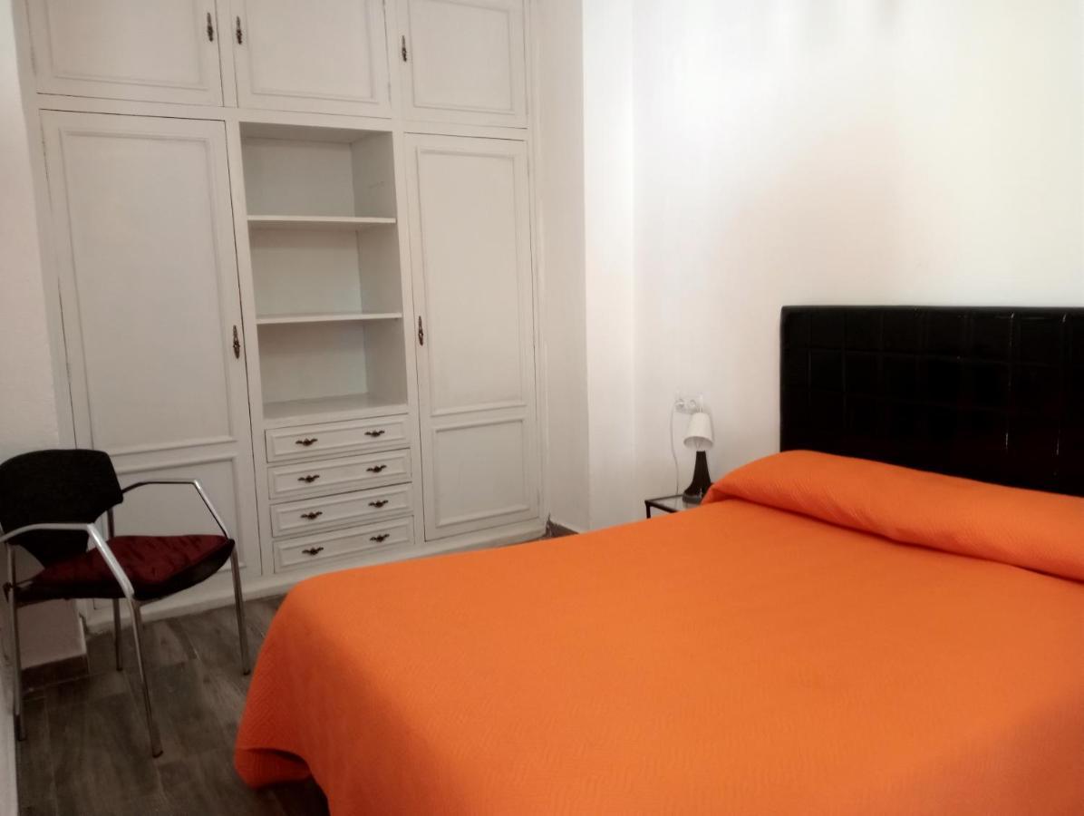 Lola Encorts Apartment