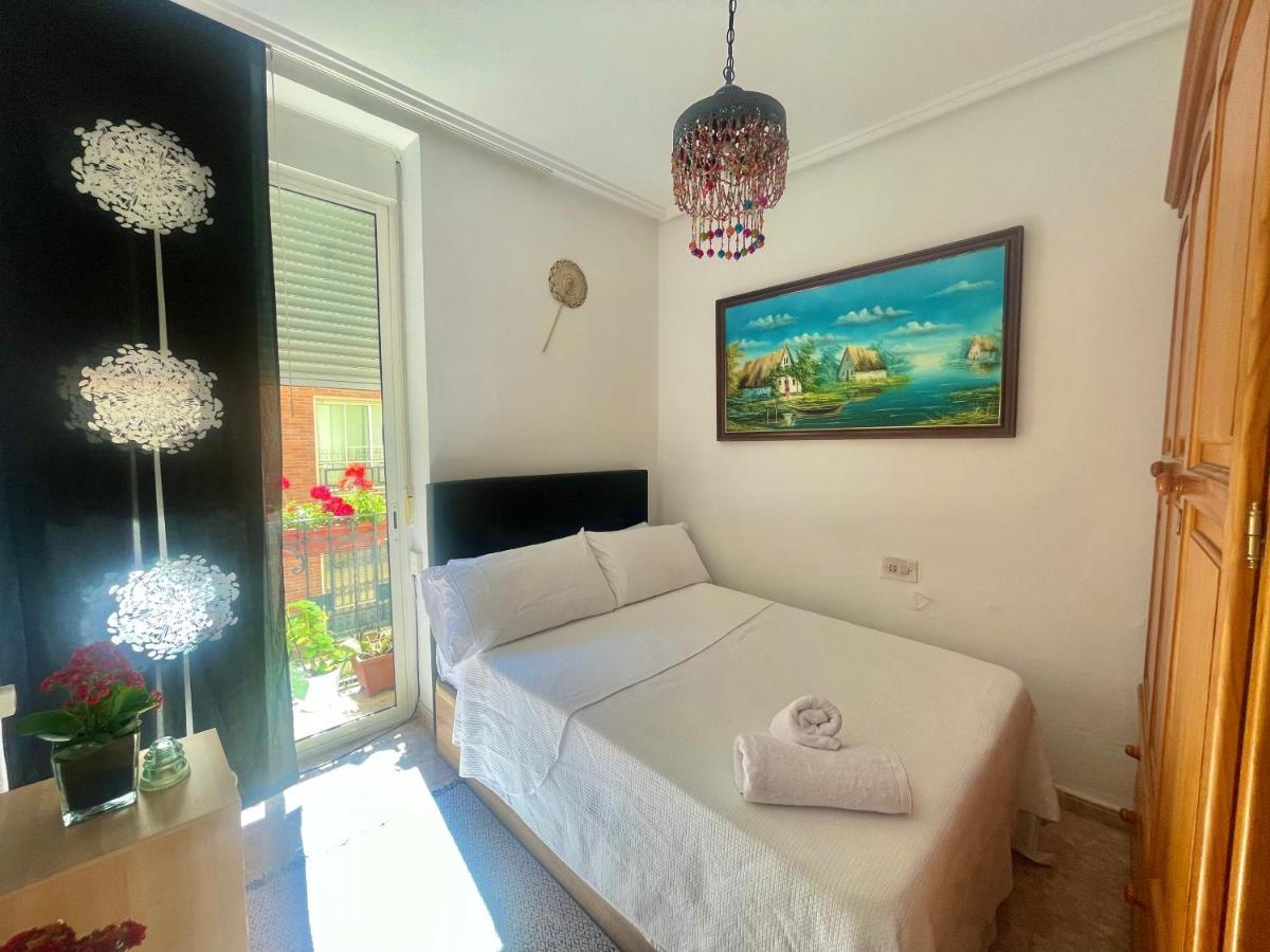 Privada En Piso Compartido Privatunterkunft *