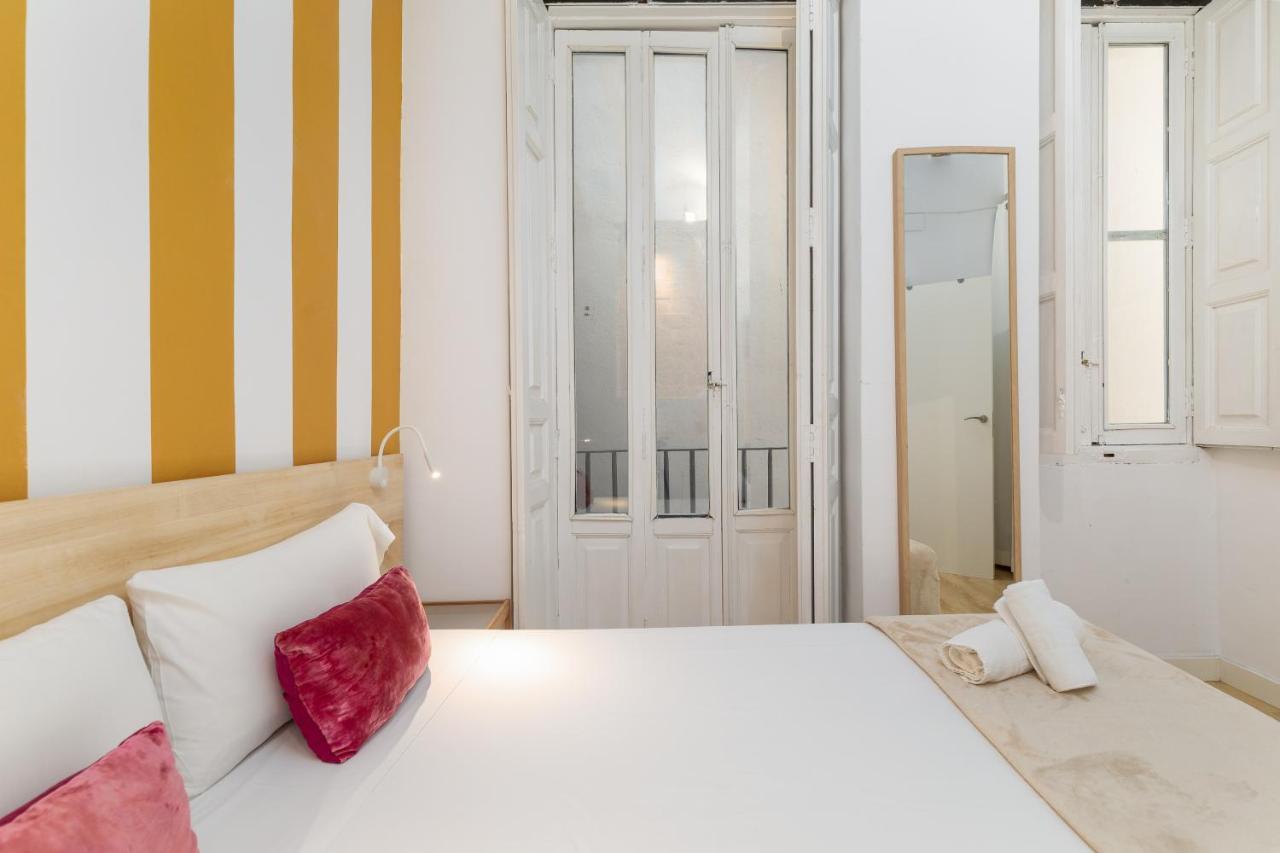 Baron Reina Apartment