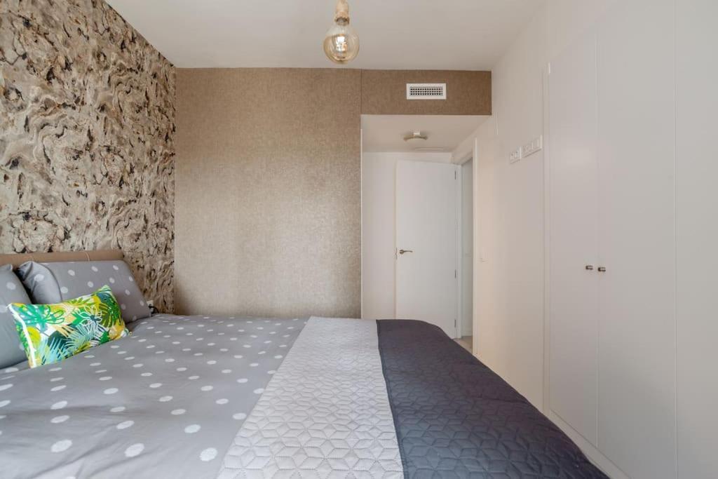 Precioso Apartamento En Residencial Con Piscina Apartamento *