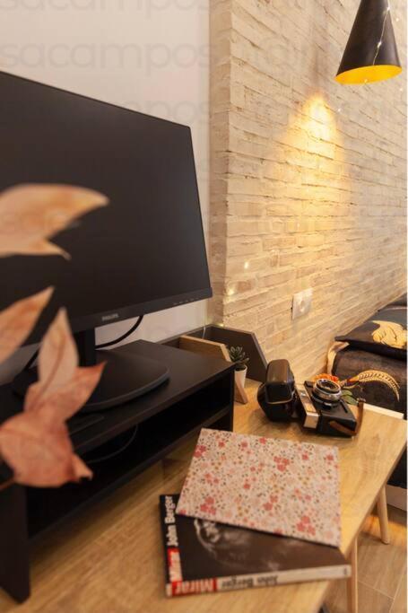 Ra - Stylish Loft - Walk To The Of *