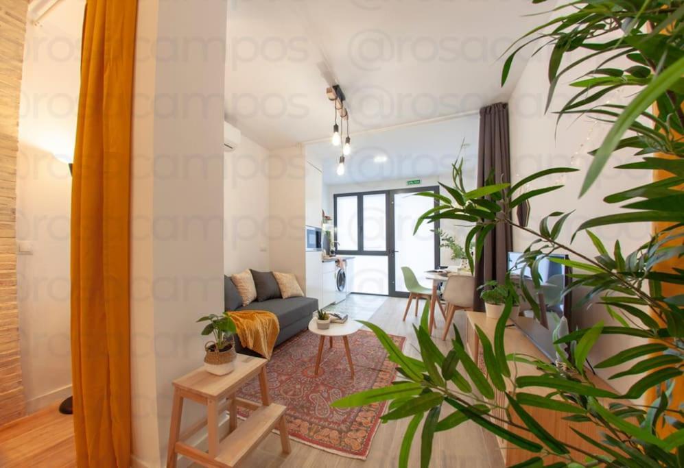 Ra - Stylish Loft - Walk To The Of