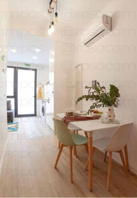 Rb - Urban Loft Retreat, Comfort & Good Location Apartment