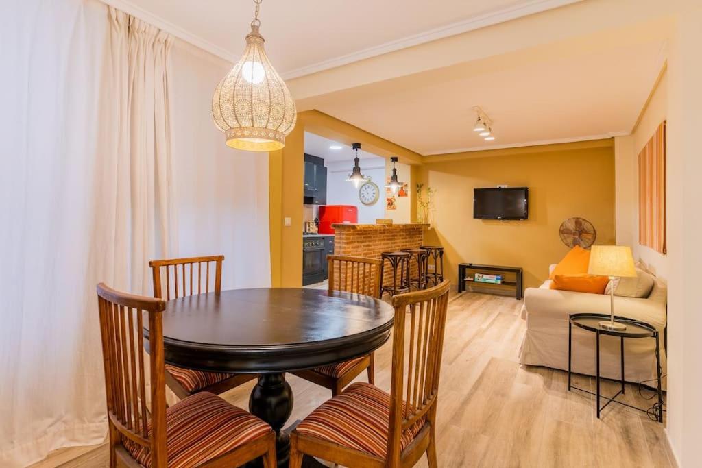 Ciudad Artes Gem: Stylish Near Ruzafa & Valência