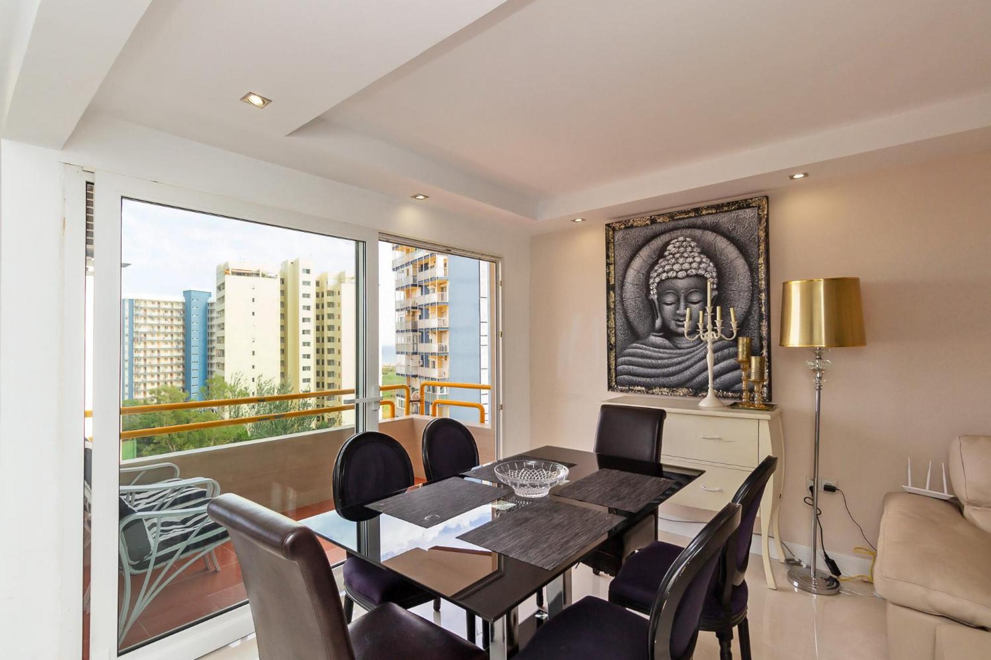 The White Apartment: Luxury, And Design Apartment Valencia