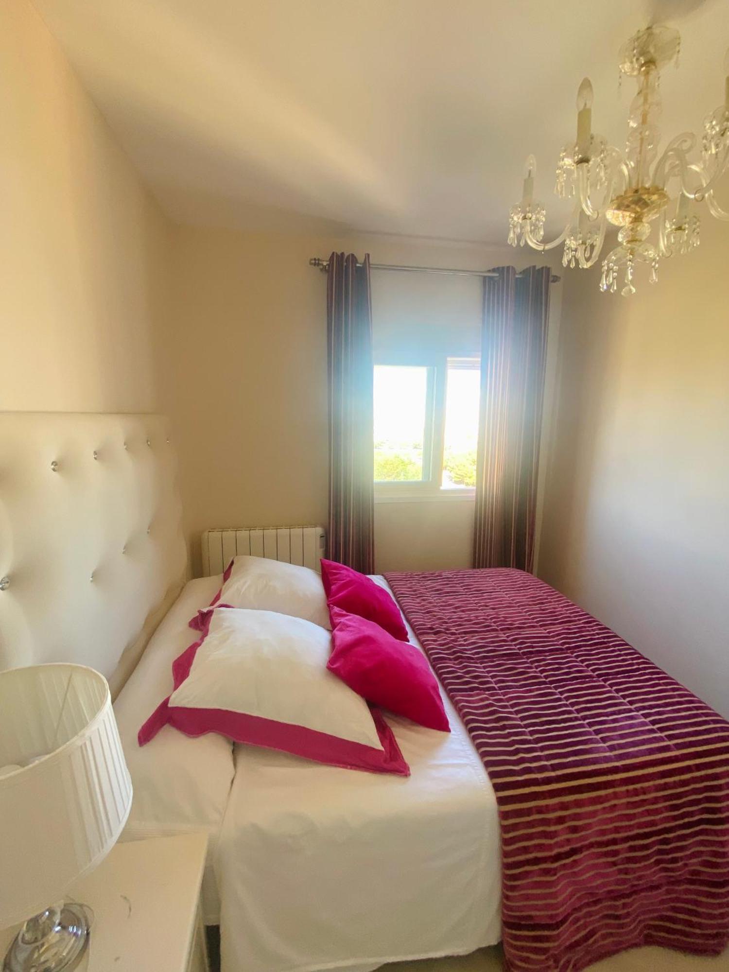 The White Apartment: Luxury, And Design * Valencia
