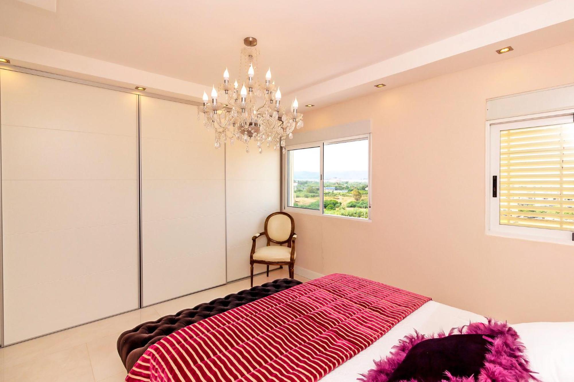 Apartment The White Apartment: Luxury, And Design