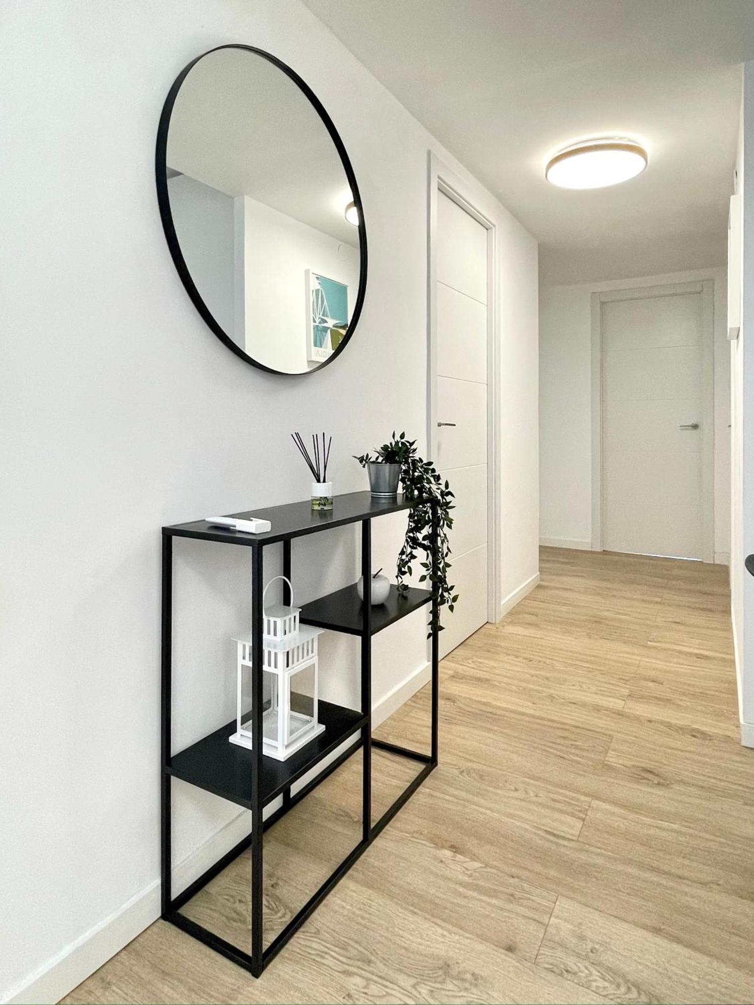 Spacious, Sunny Flat By Of Arts & Sciences Apartment *