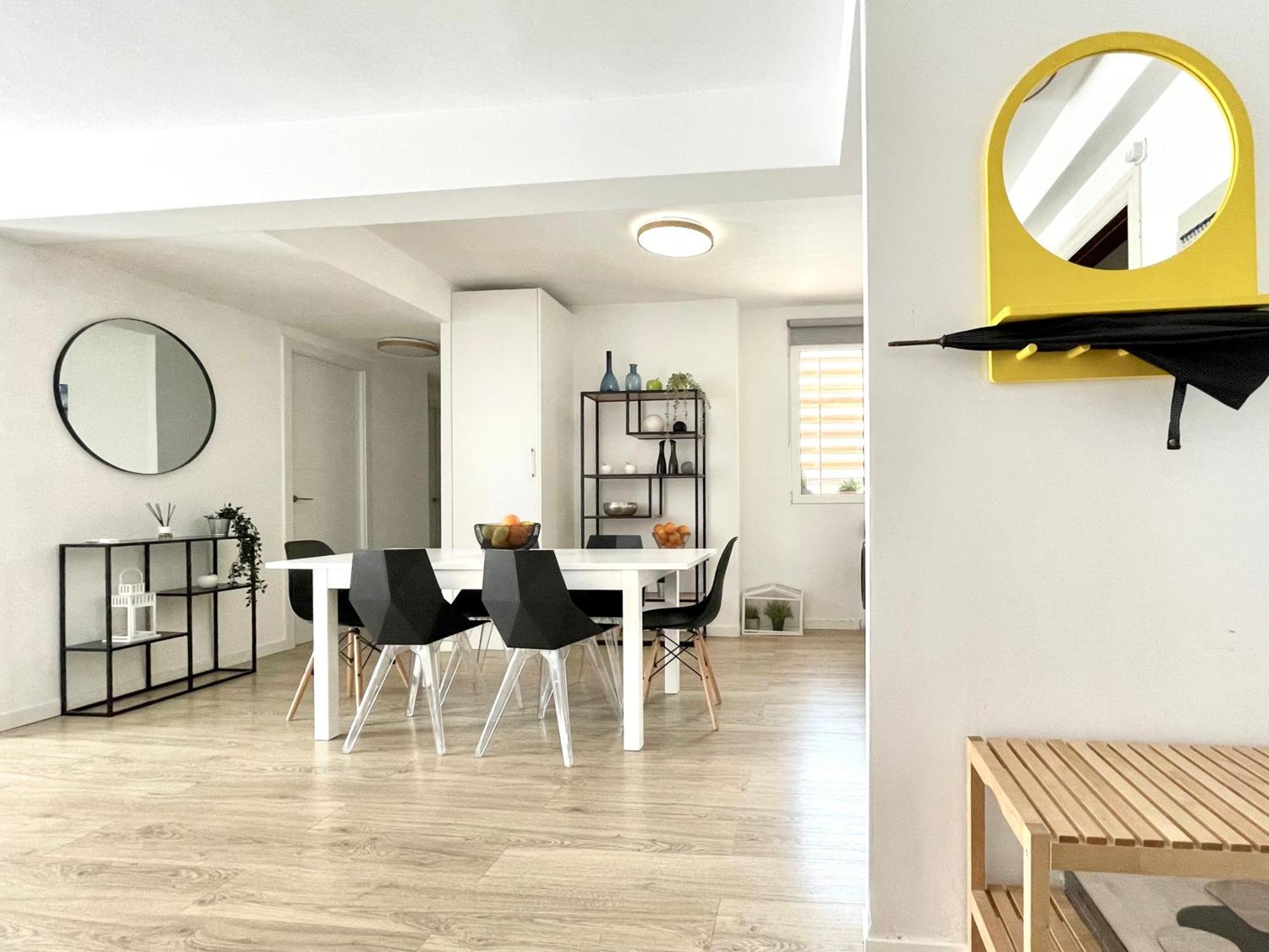 Spacious, Sunny Flat By Of Arts & Sciences Valencia