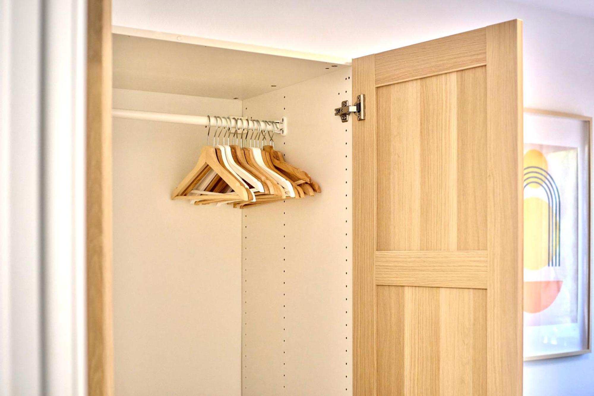 Spacious, Sunny Flat By Of Arts & Sciences Apartment *