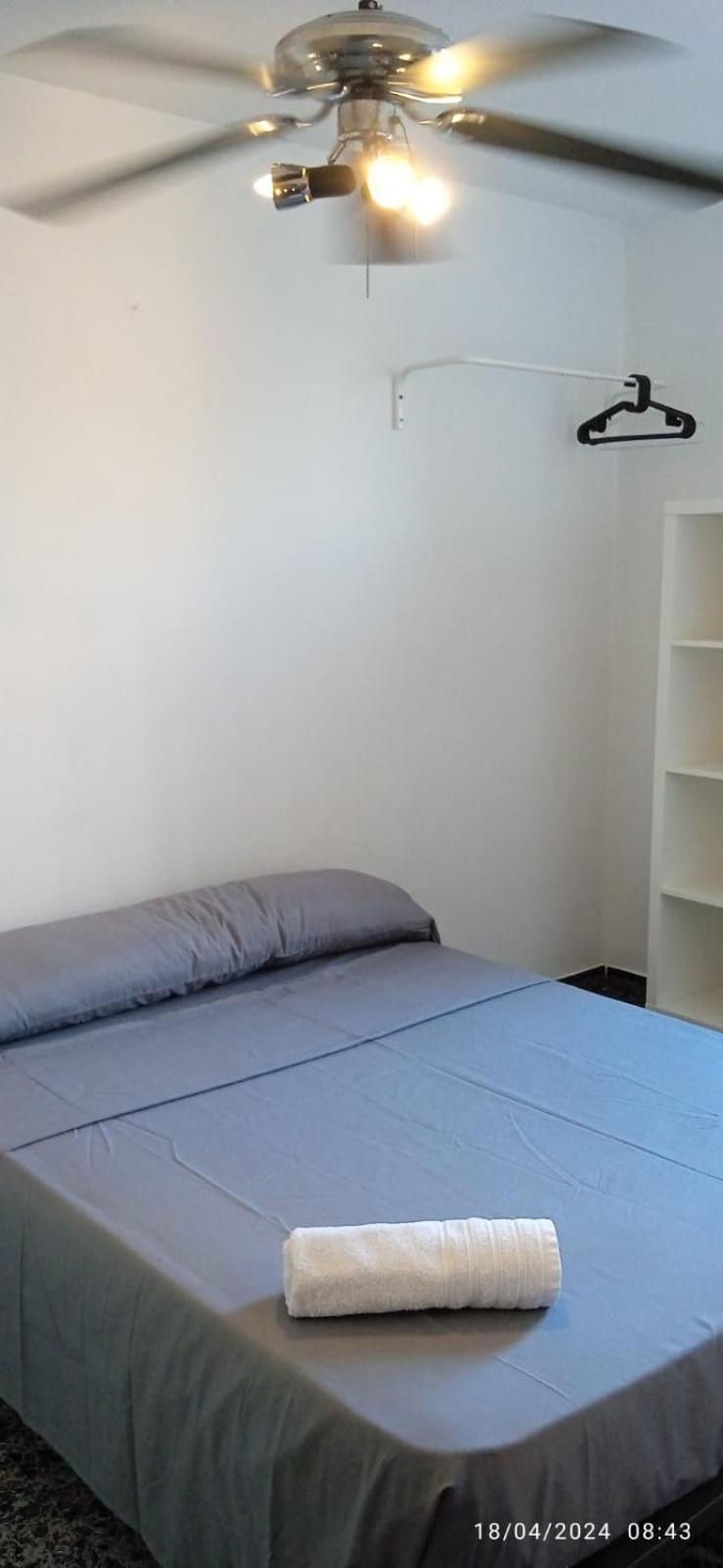 Gasthuis Y Suite. Upv, Uv Y Playa