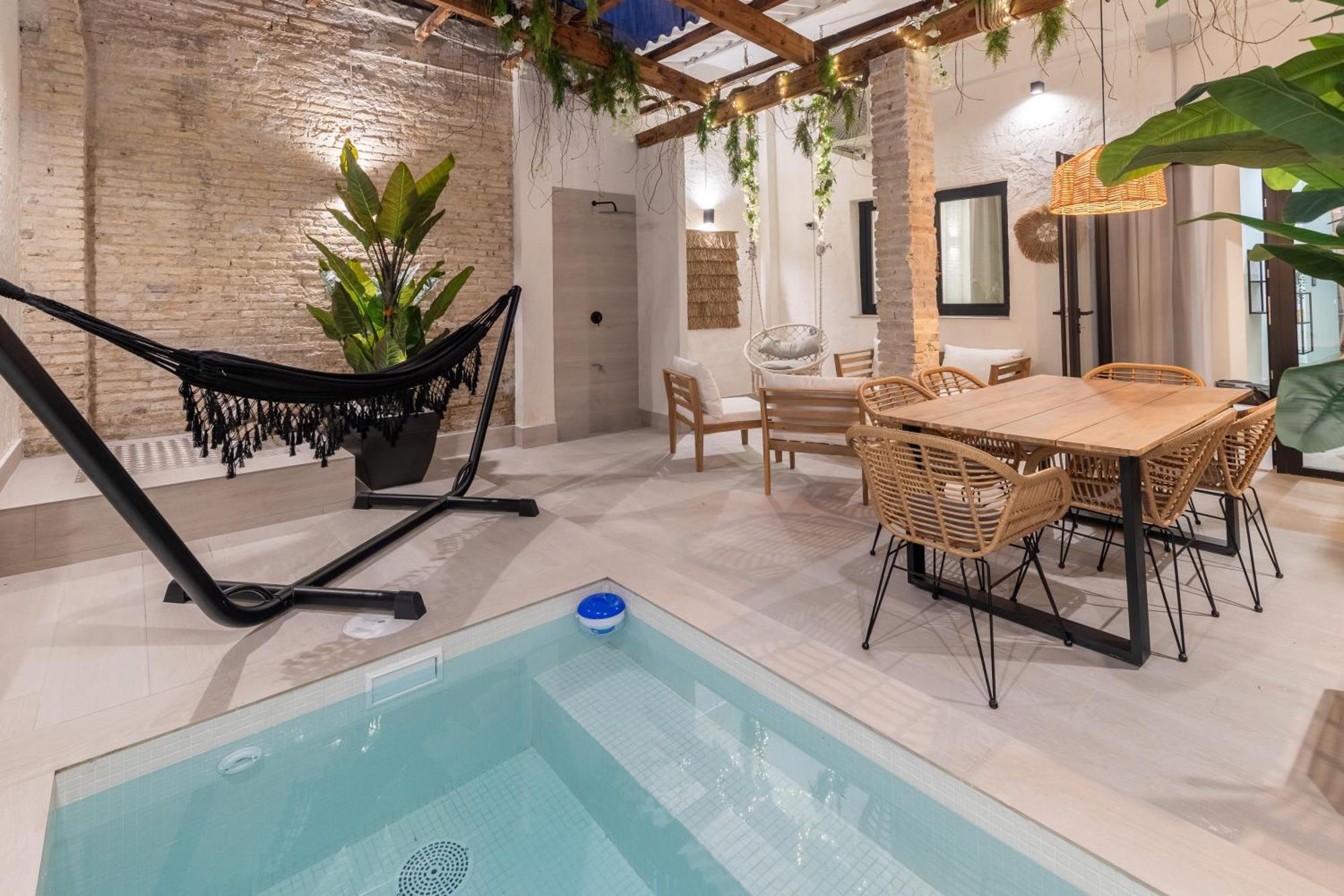 Con Piscina Y Terraza Apartment