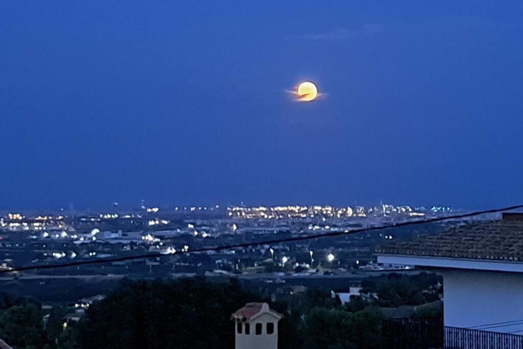 Casa En Valencia, Cerca De Golf, Playas, Moto Gp Vakantiehuis Valencia