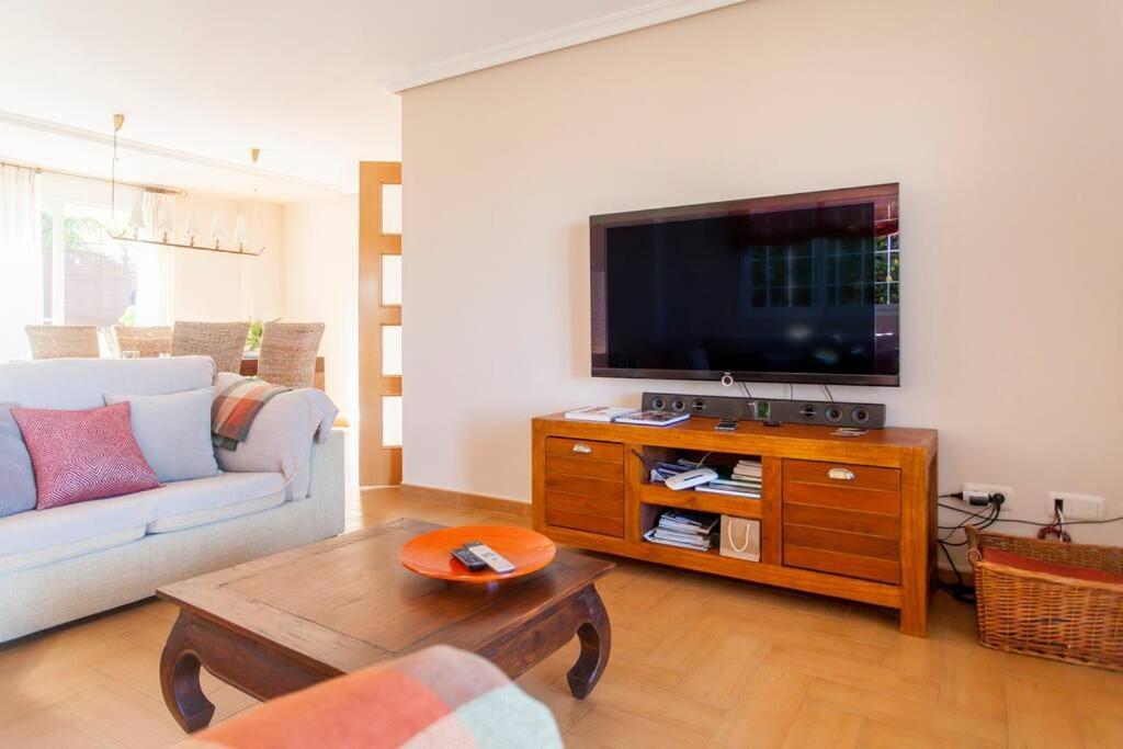 Vakantiehuis Casa En Valencia, Cerca De Golf, Playas, Moto Gp *