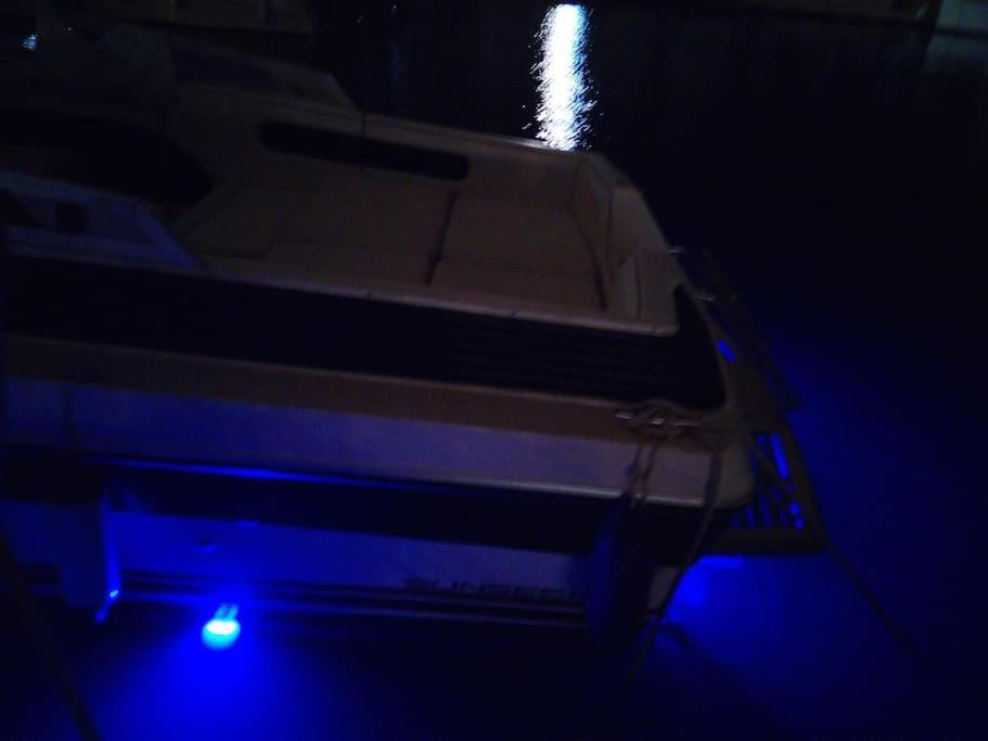 Hotel en barco Exclusive Boat In Marina De Valencia, Ideal For Couples *