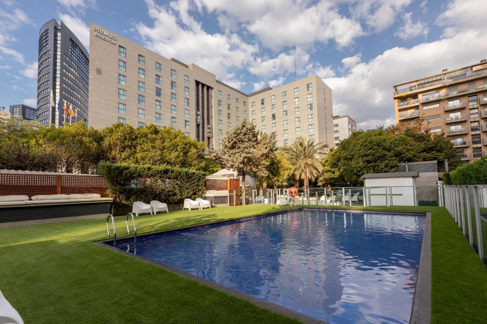 Primus Hotel 4*