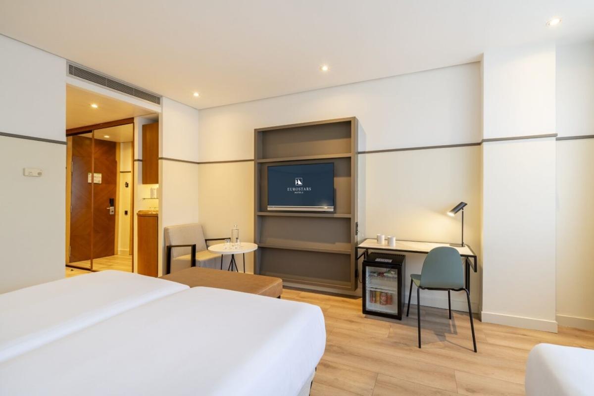 Eurostars Acteon Hotel