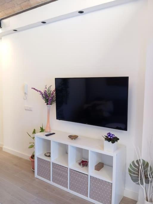 Precioso Piso Junto A La Playa A 30 Mts De Transporte Publico Apartamento *