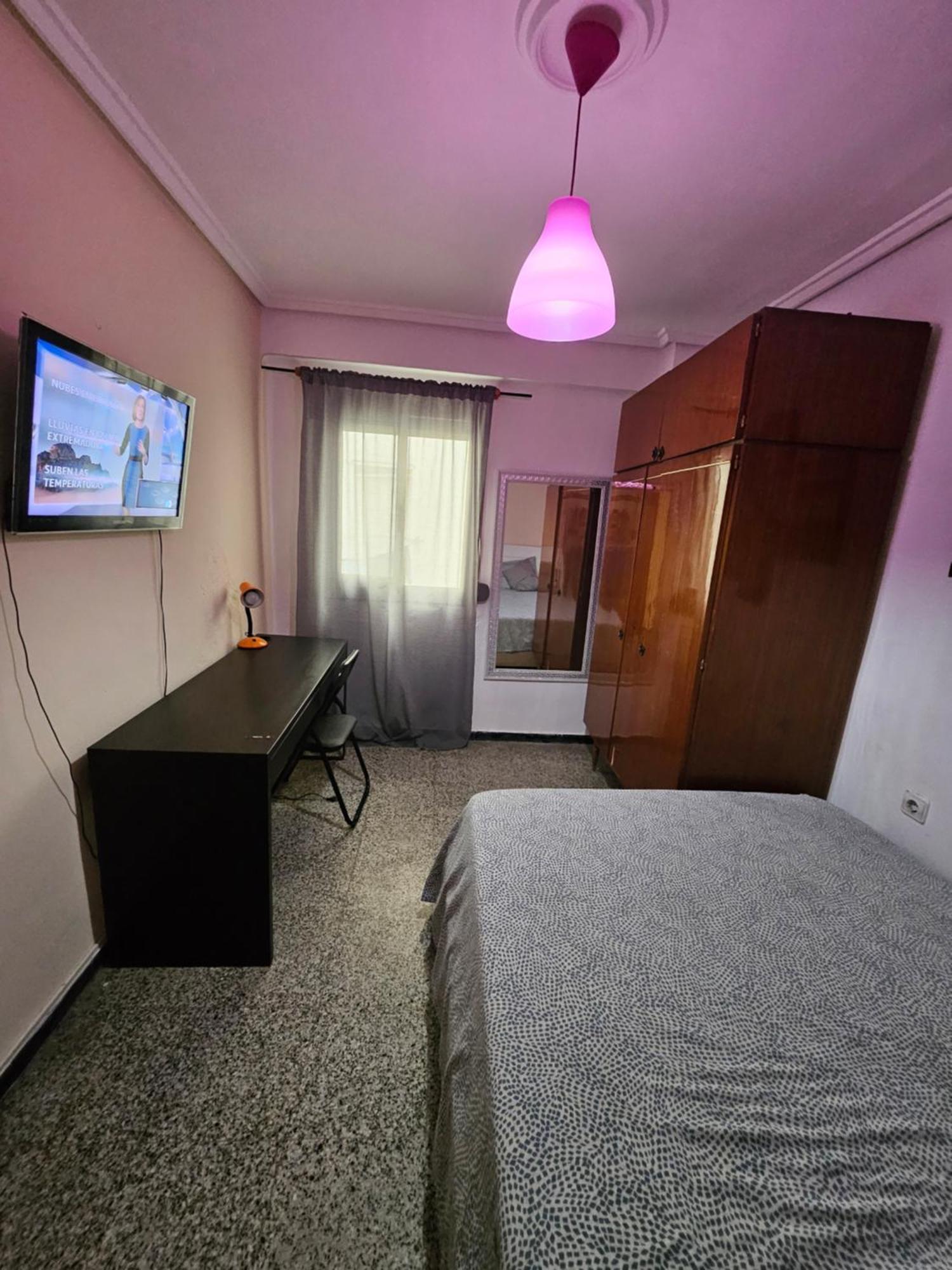 Homestay Avenidadelaplata Valencia