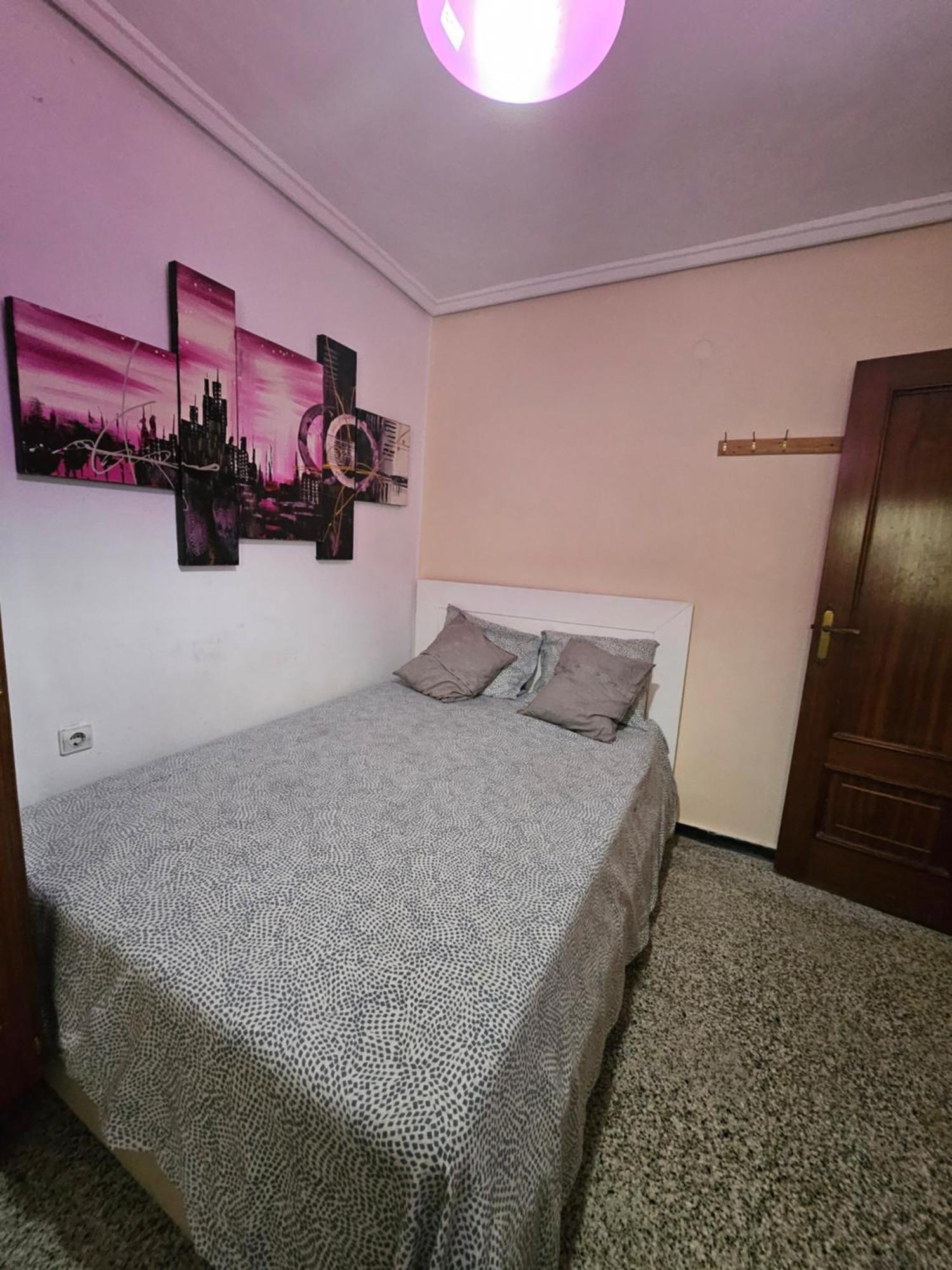 Homestay Avenidadelaplata Valencia