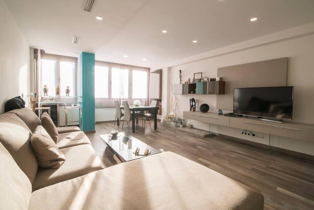 Céntrico Y Actualizado Con Estilo Apartamento *