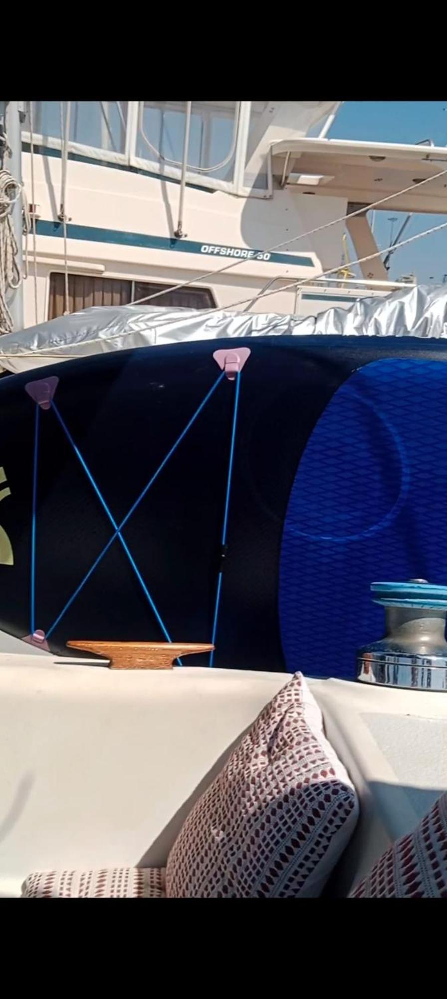 Velero Whimsy Botel Valencia
