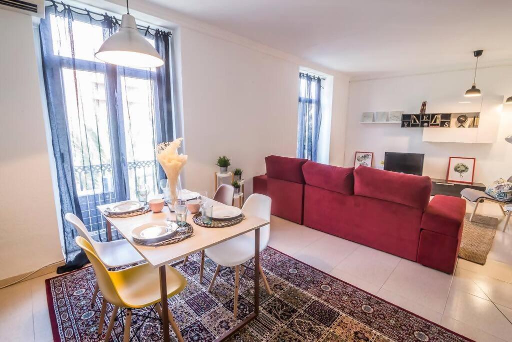 Apartamento Tranquilo, Luminoso Y En El Centro De La Ciudad