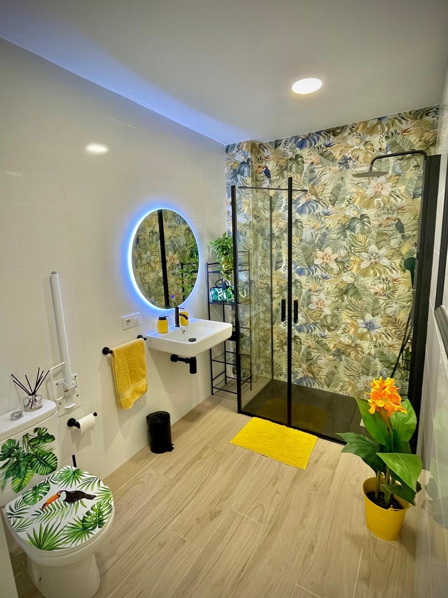 Artistic Flat Next To Ruzafa Welcome To The Jungle * Valencia