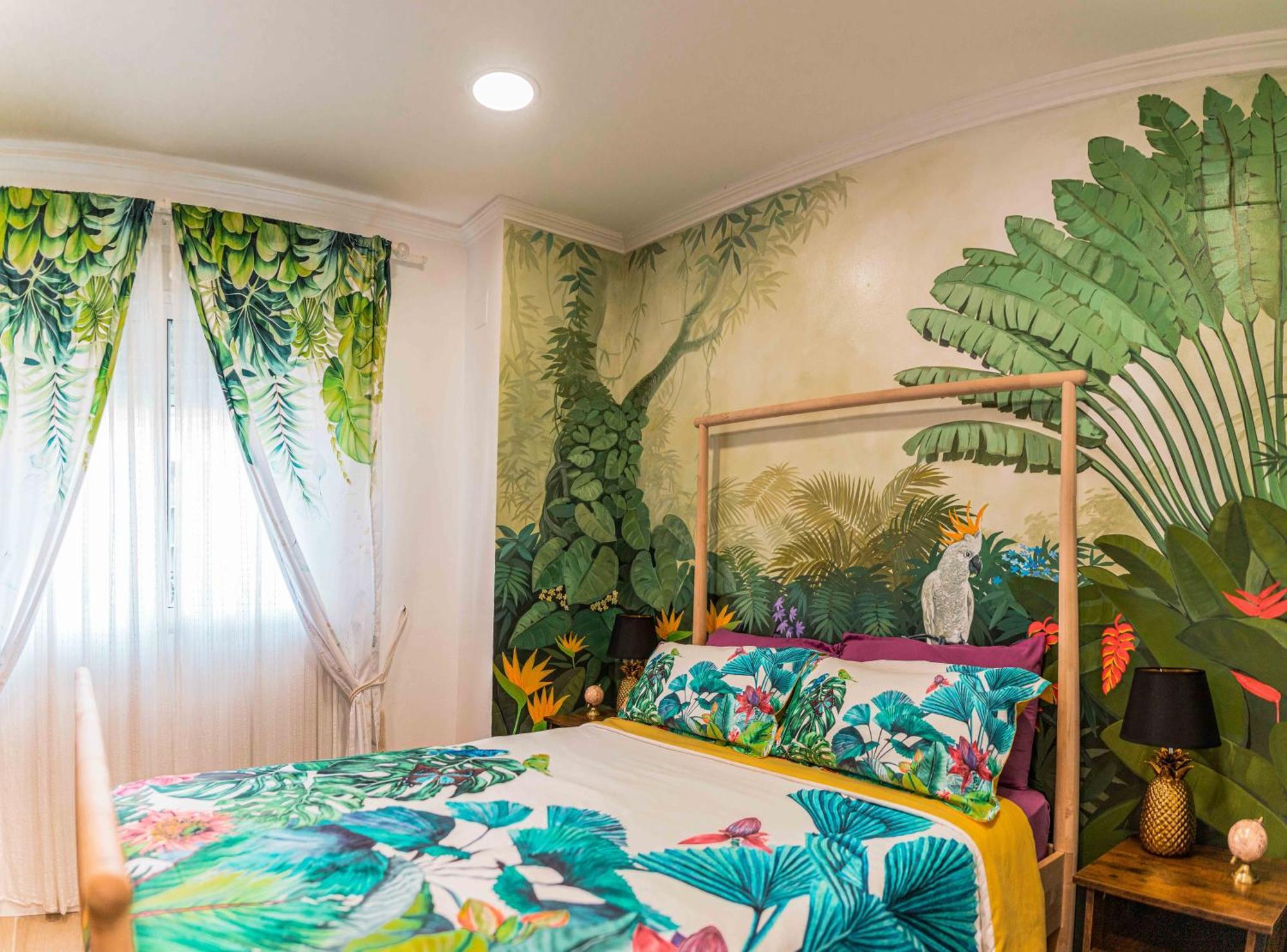 Artistic Flat Next To Ruzafa Welcome To The Jungle Apartment Valencia