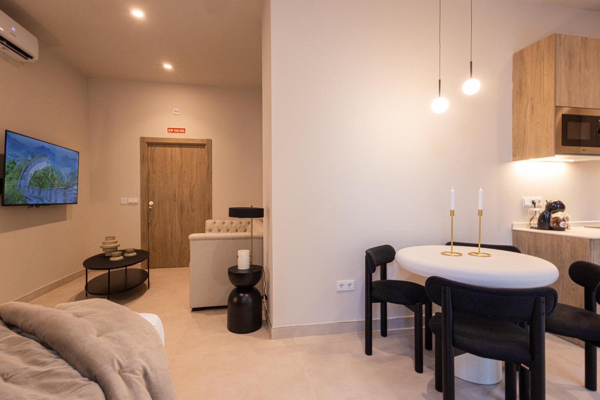 Florit Flats - The Benicalap Apartment Valencia